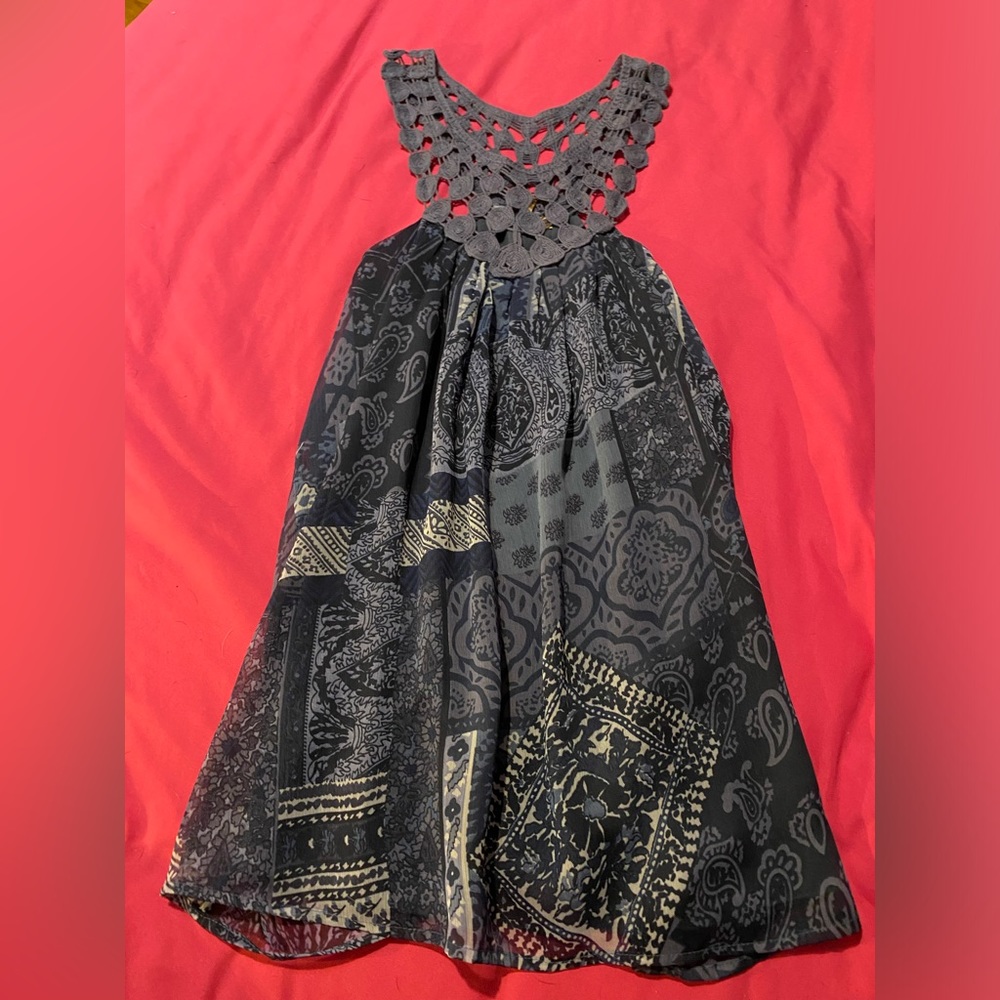 BUNDLE SALE 5/$25! NWT Just Pearls blue boho babydoll tunic,crochet neckline, S